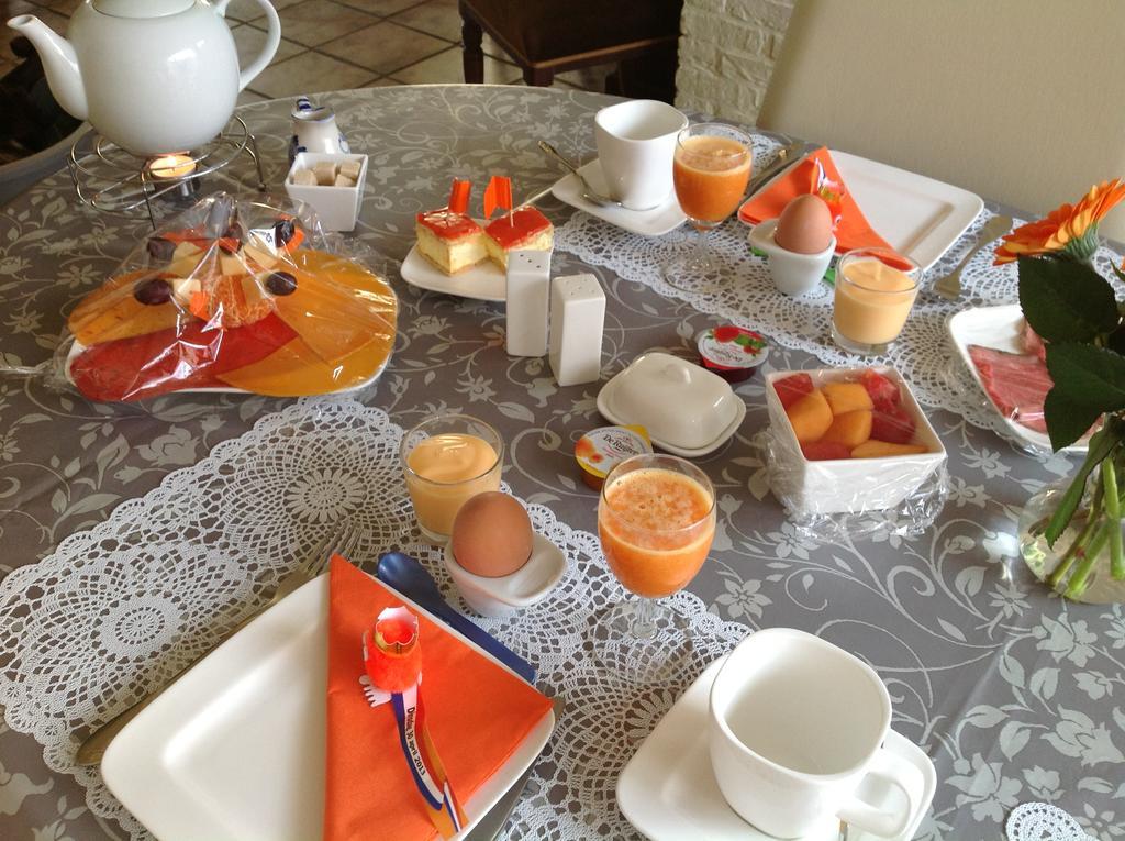 Kerstins Bed And Breakfast Egmond aan Zee Ngoại thất bức ảnh